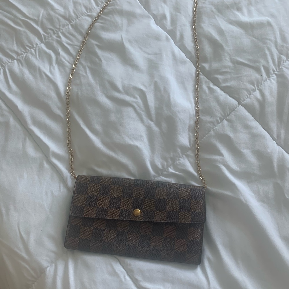 Louis Vuitton wallet w chain